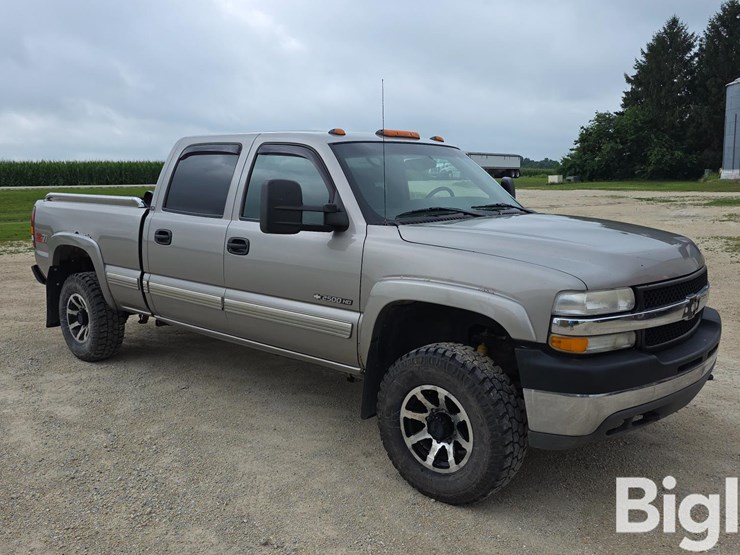 2002-chevrolet-silverado-2500-image-3