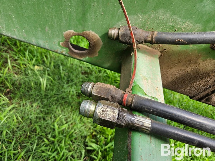 john-deere-7000-image-12