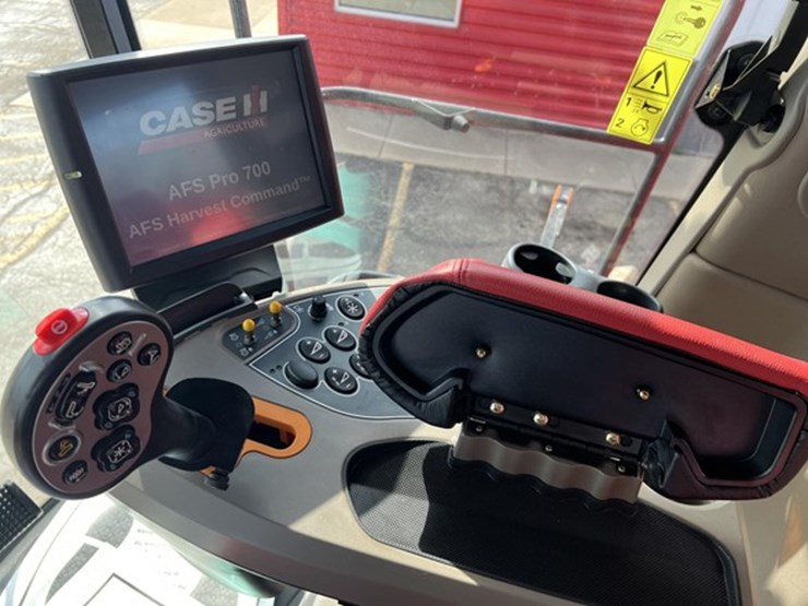 2022-case-ih-8250-image-47