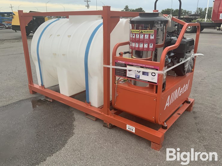 2024-allmetal-4000-psi-hot-water-high-pressure-washer-w/200-gal-supply-tank-image-3