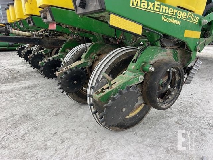 john-deere-1770-image-30