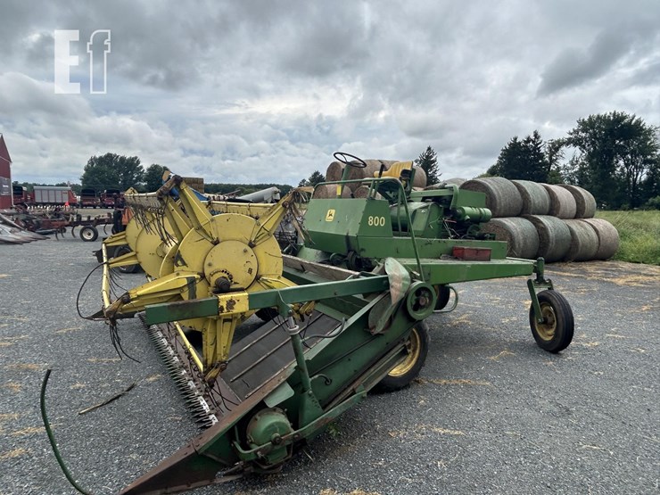 john-deere-800-image-1