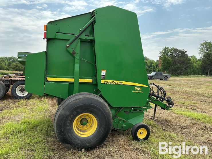 2014-john-deere-569-image-4