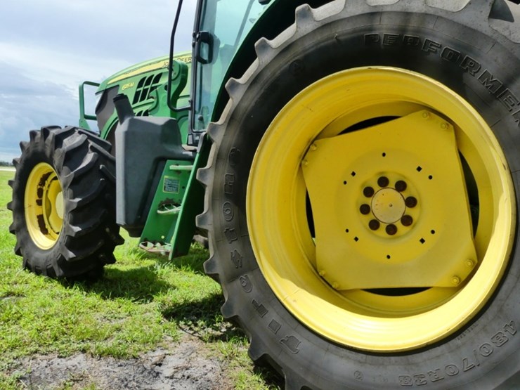 john-deere-6115m-image-7