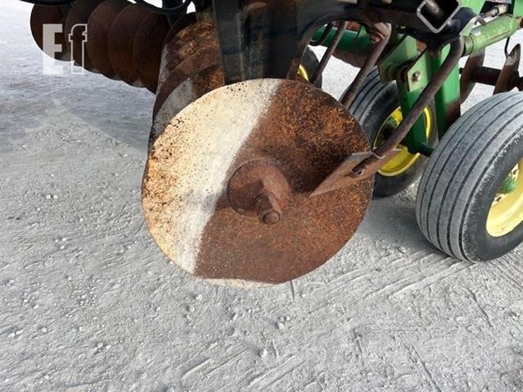john-deere-630-image-16