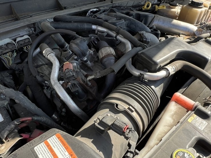 2012-ford-f550-image-14