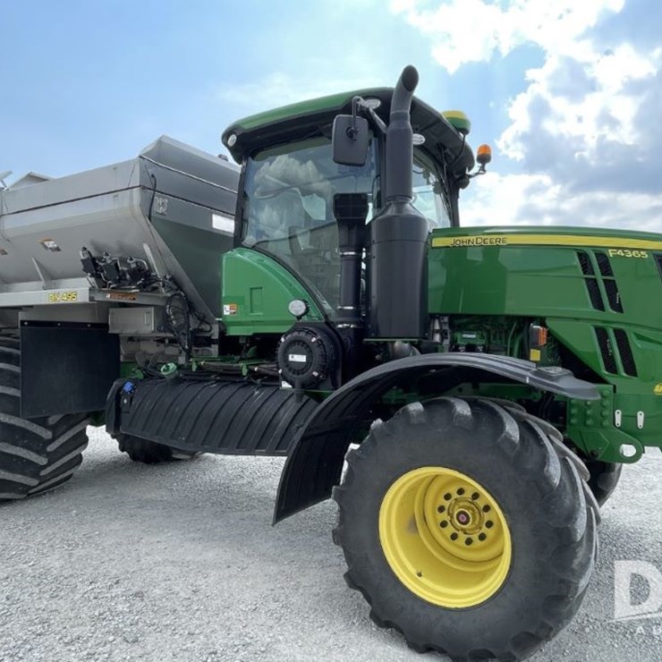2021 JOHN DEERE F4365