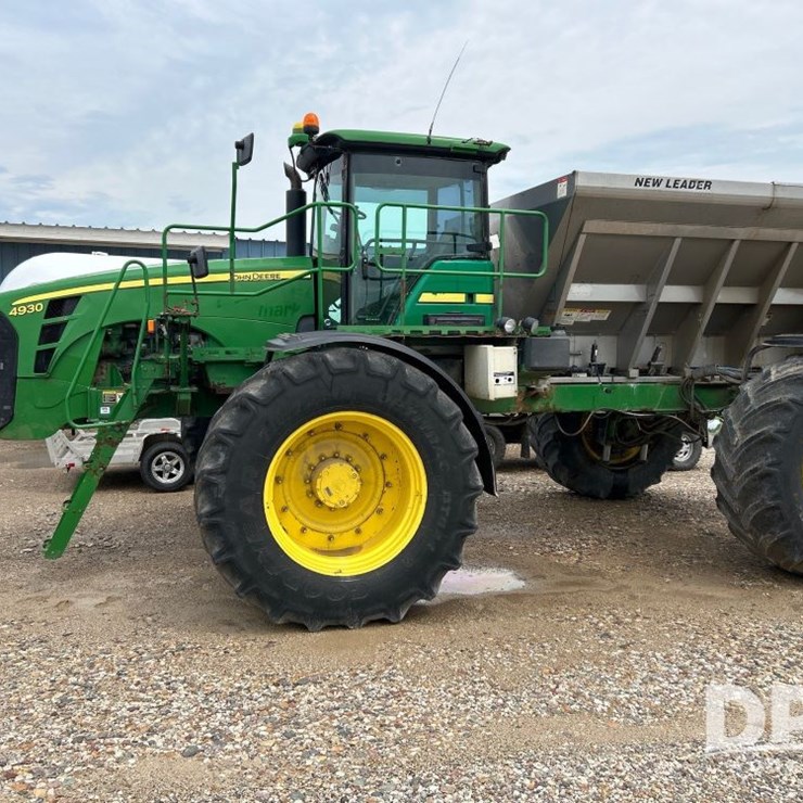 2009 JOHN DEERE 4930