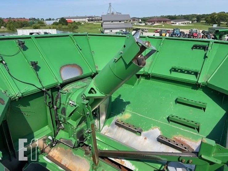 2014-john-deere-s680-image-47