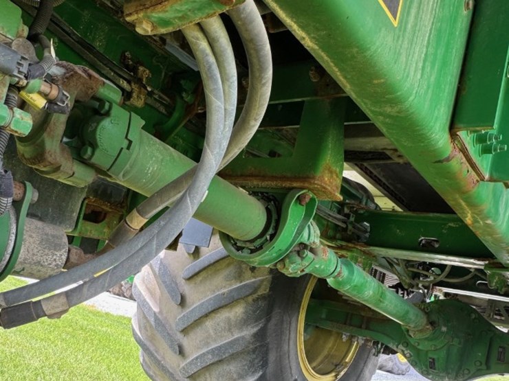 2020-john-deere-f4365-image-19