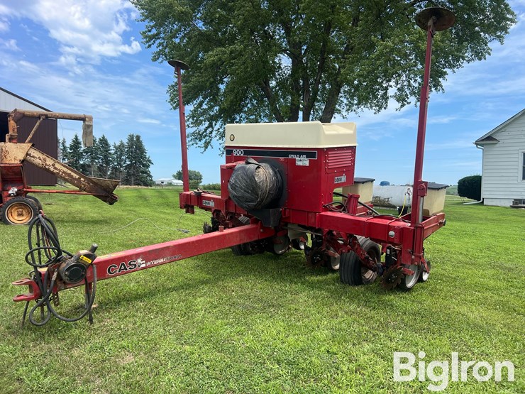 case-ih-900-image-1