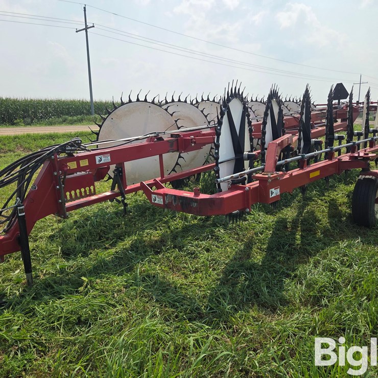 2022 H & S HC7116
