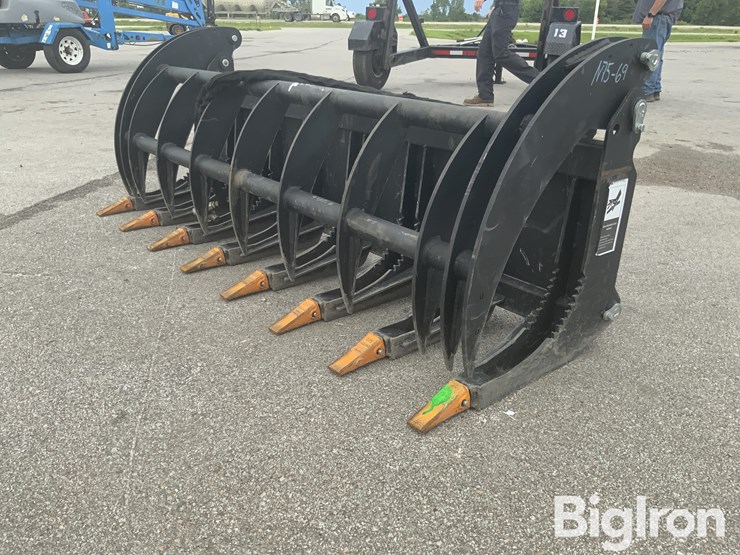 2023-78"-heavy-grass-fork-grapple-skid-steer-bucket-image-14
