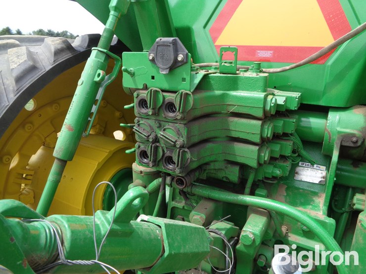 2000-john-deere-8410t-image-13