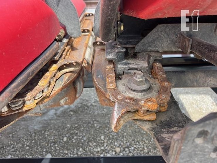 2011-case-ih-3412-image-14