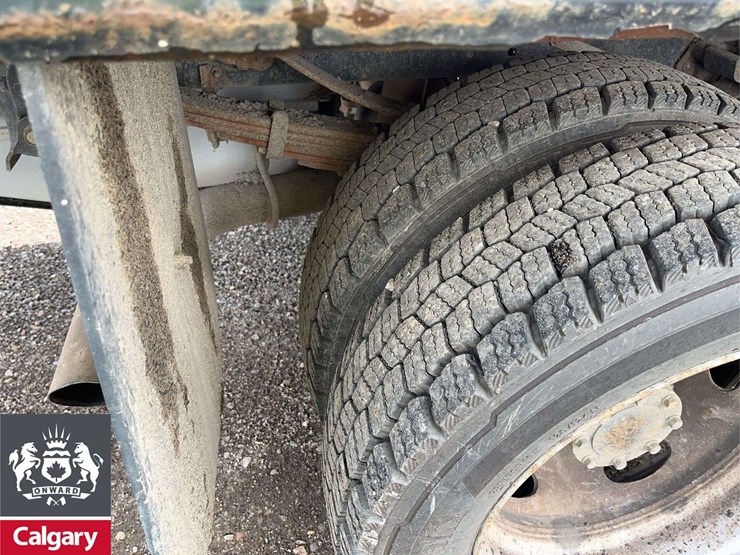 2015-ford-f550-image-15