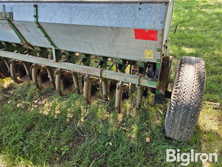 john-deere-b-image-15