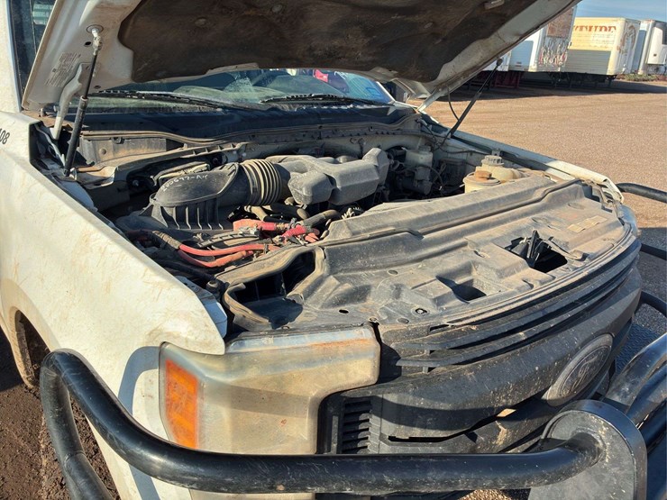 2017-ford-f350-image-15
