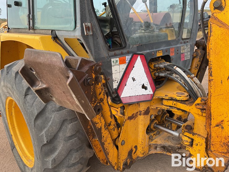 1990-deere-210c-image-15