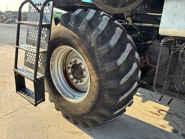 gleaner-r62-image-36