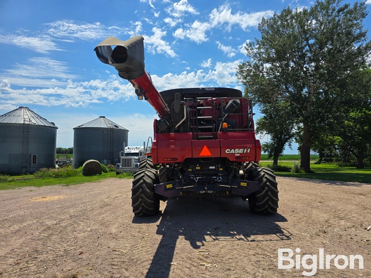 2016-case-ih-8240-image-6