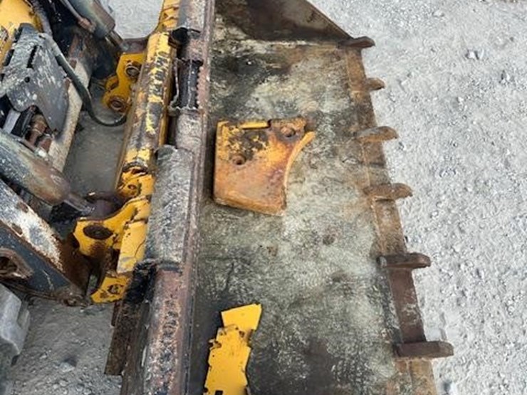 deere-317g-image-13