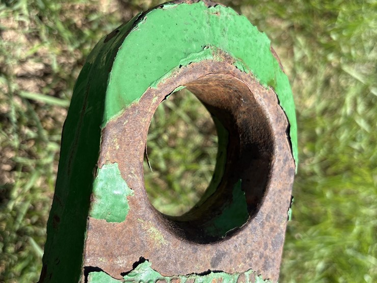 2010-john-deere-2410-image-10