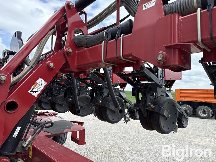 case-ih-1200-image-14