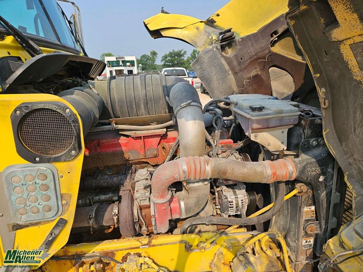 2009-kenworth-t800-image-27