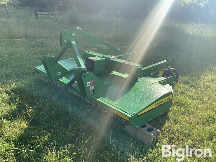 2018-john-deere-mx8-image-1