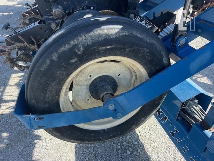 2009-kinze-3660asd-image-18