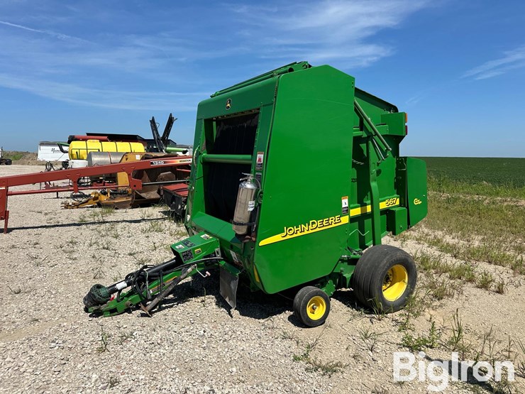 2004-john-deere-567-image-1