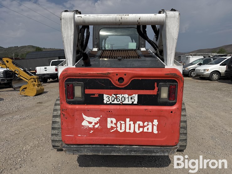 2019-bobcat-t740-image-6