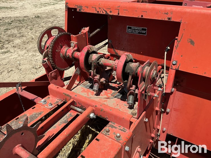 massey-ferguson-128-image-18