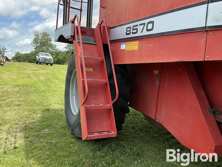 1990-massey-ferguson-8570-image-13
