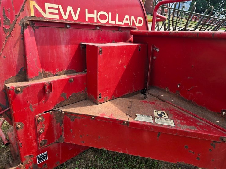 new-holland-28-image-5