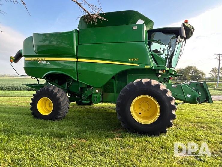 2013-john-deere-s670-image-16