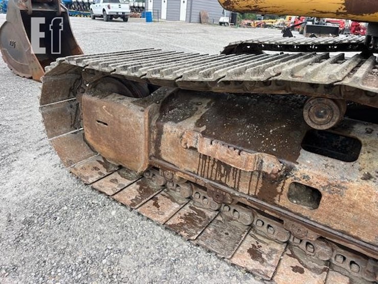2014-deere-290g-lc-image-33