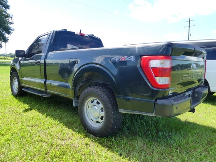 2021-ford-f150-xl-image-4