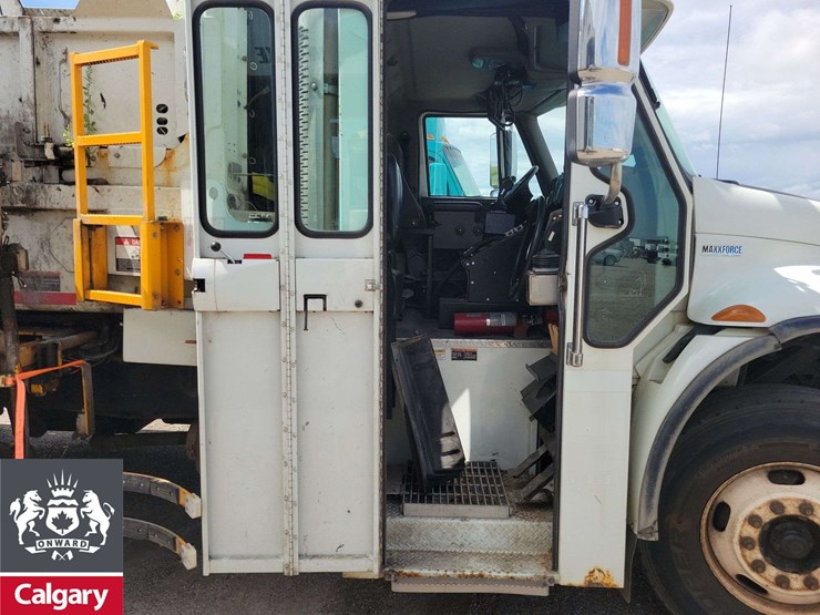 2015-international-workstar-7400-image-20