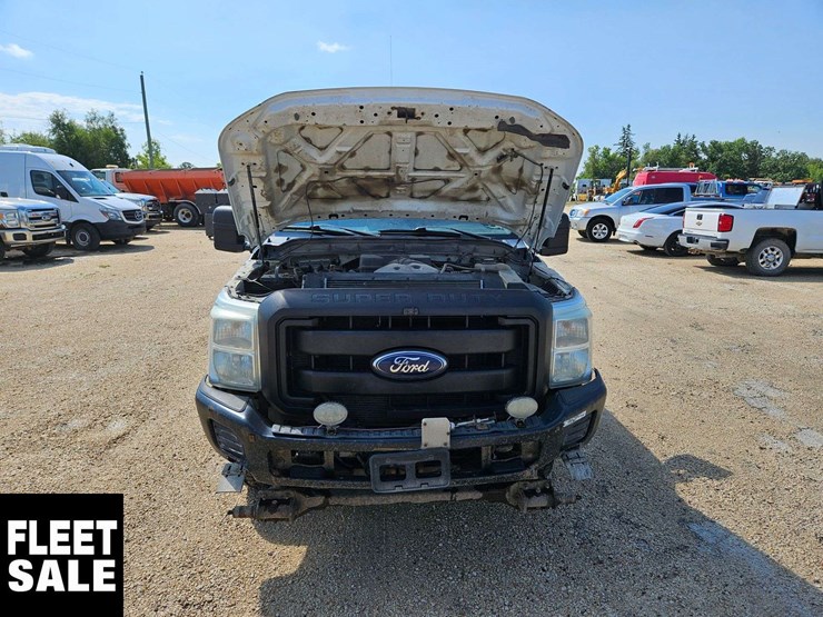 2011-ford-f350-image-24