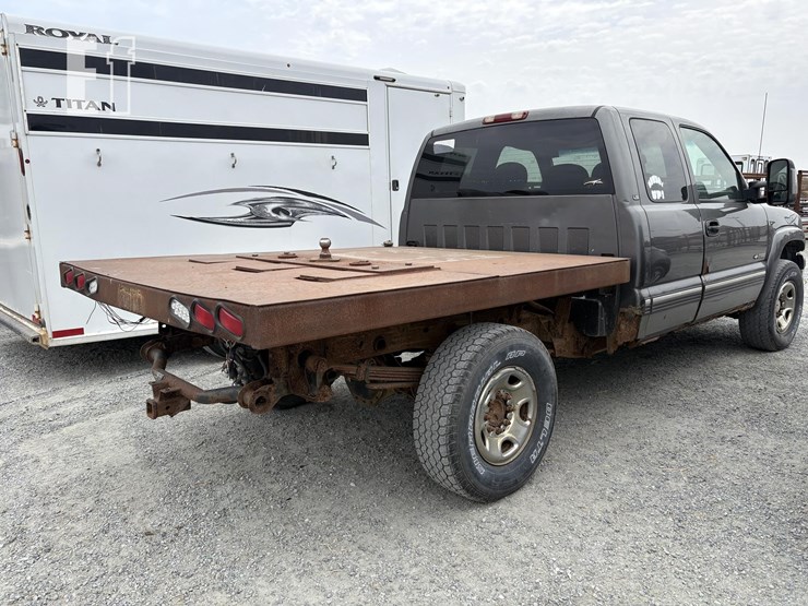 1999-chevrolet-silverado-2500-image-9