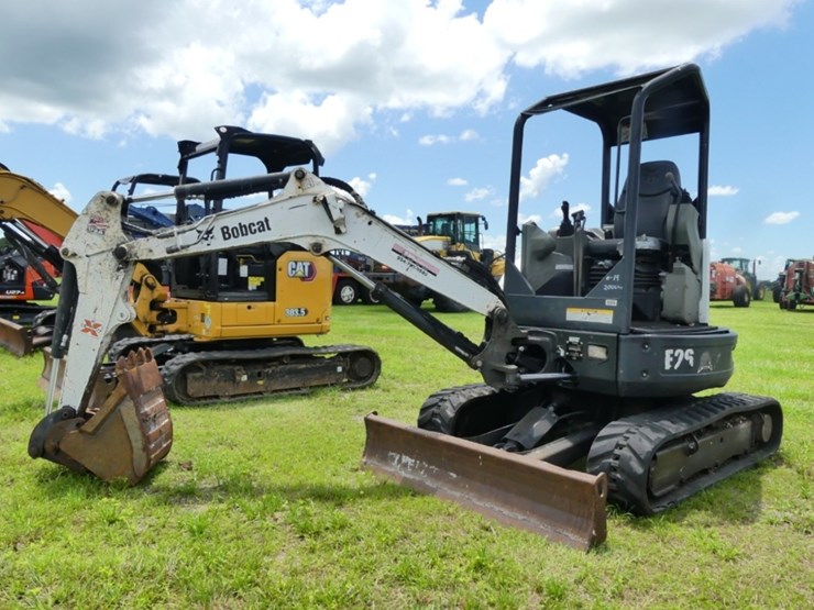 2019-bobcat-e26-image-1