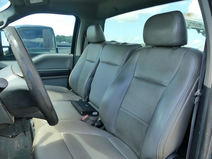 2019-ford-f350-xl-image-12