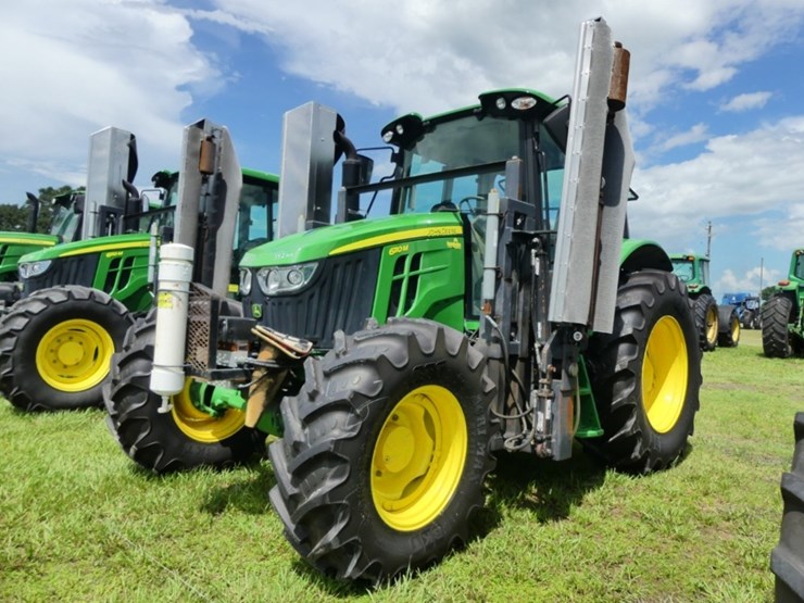 2024-john-deere-6110m-image-1