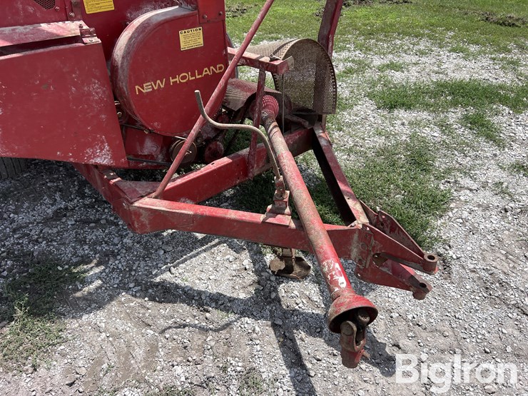 new-holland-353-image-17
