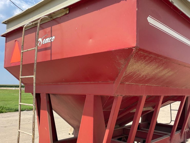 demco-325-image-19