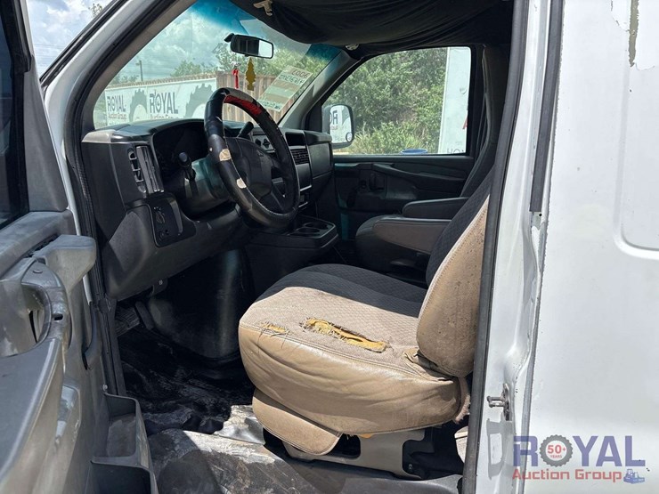 2003-chevrolet-express-1500-image-7