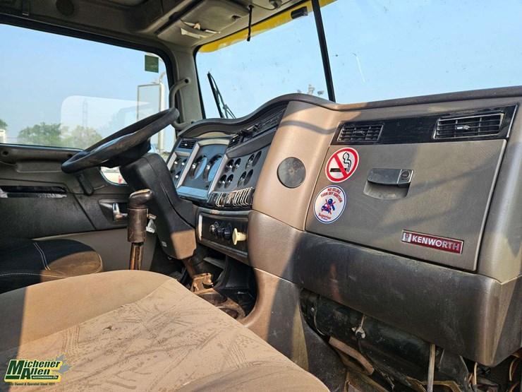 2009-kenworth-t800-image-32