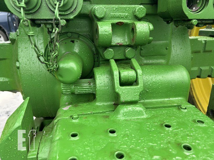john-deere-3020-image-13